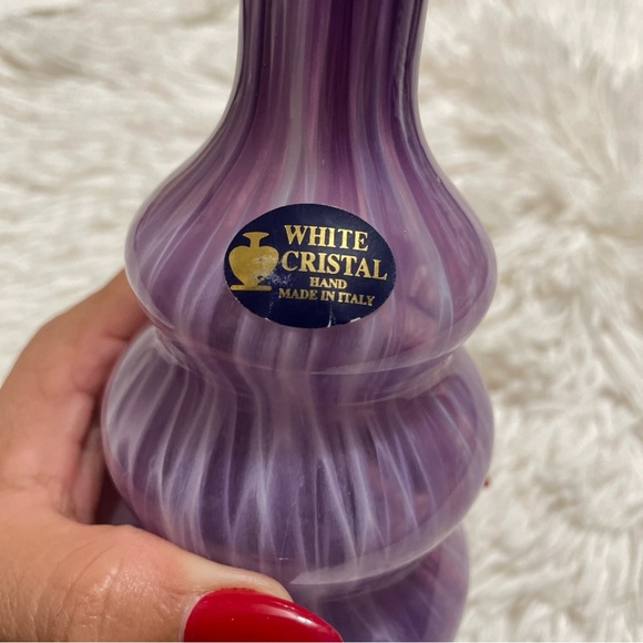 White Crystal Bottle Vase Made In Italy Purple & White Stripes Swirls Tapered - Picture 3 of 6
